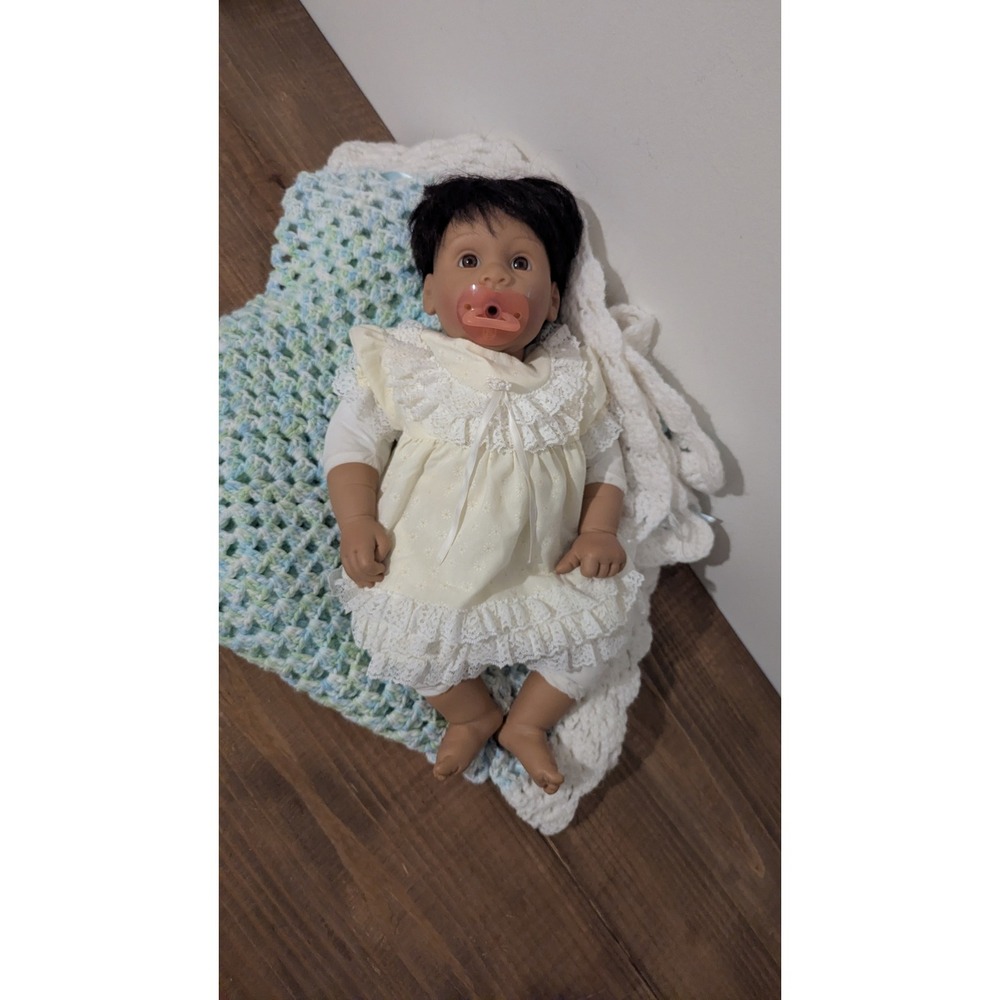 Lee Middleton Original Doll 2002 Reva Schick Weighted Hispanic‎ Reborn Baby 19"
